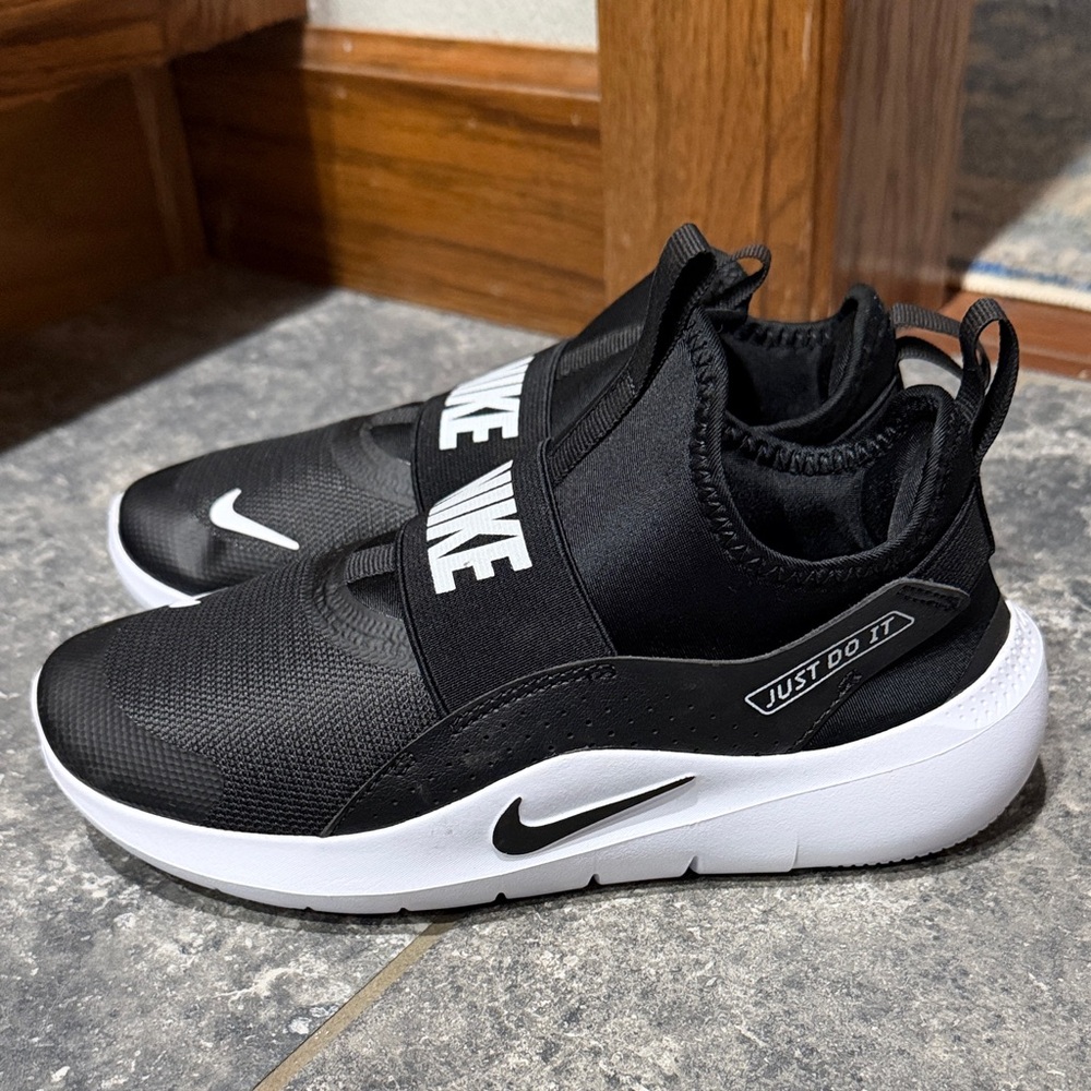 NWOB Kids' Nike Flex Runner 4 Slip On Shoes - Picture 3 of 6